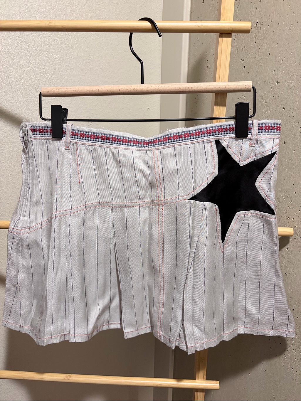 Cormio Chelsey Pleated Viscose Mini Skirt — image 2 of 5